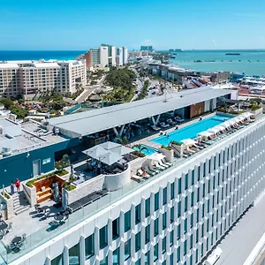 מלון Canopy By Hilton La Isla