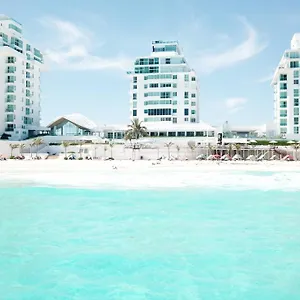 Oleo Playa Cancun